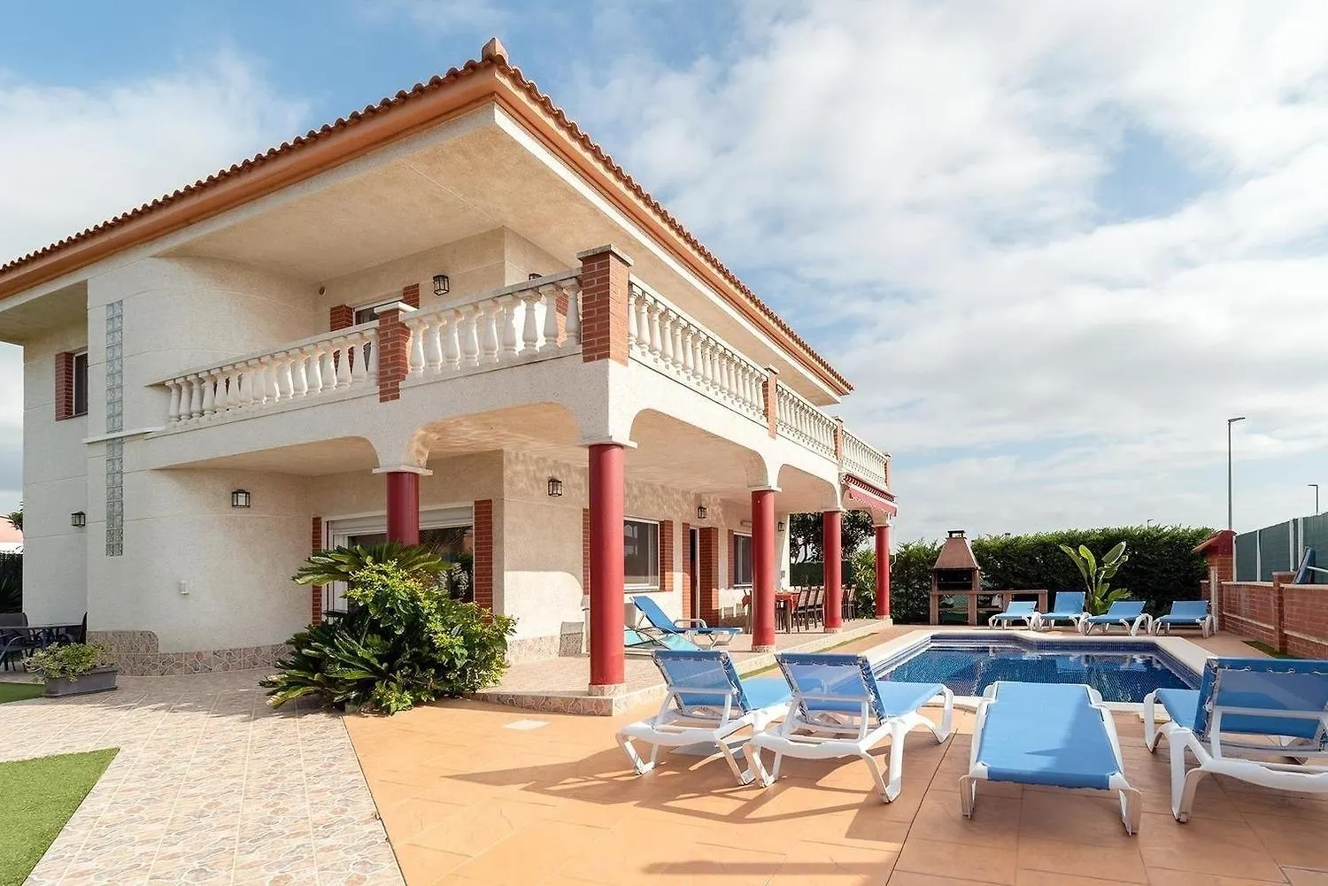 Freistehendes Ferienhaus In Cubelles Mit Privatem Pool